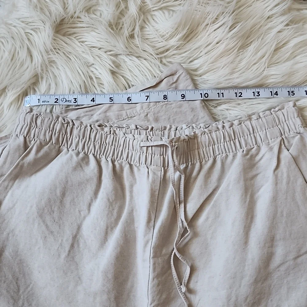 H&M Linen Blend Capri Pant